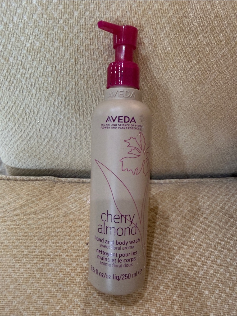 AVEDA Cherry Almond Hand & Body Wash — Pink Pump. Cap opened product never used - Picture 1 of 3